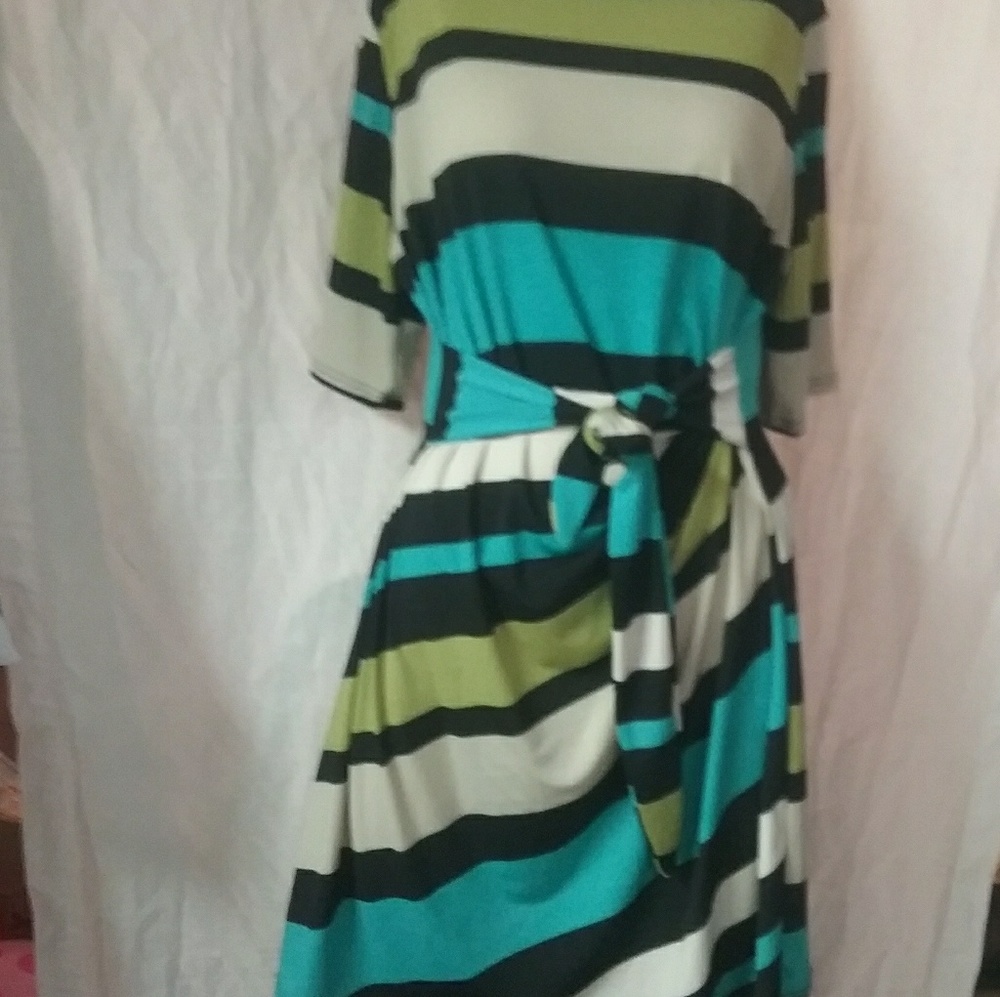 Striped Wrap Dress Petite - Picture 3 of 4